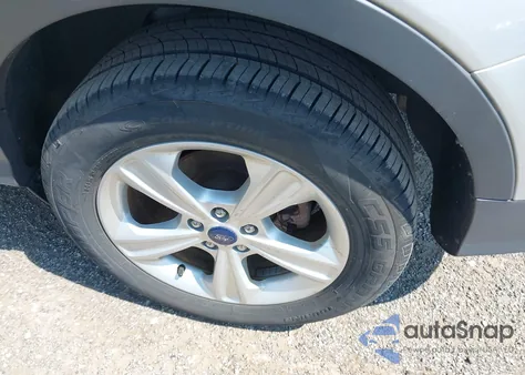 2015 Ford Escape Se z USA, uszkodzony, nr VIN 1FMCU9GX5FUB18177